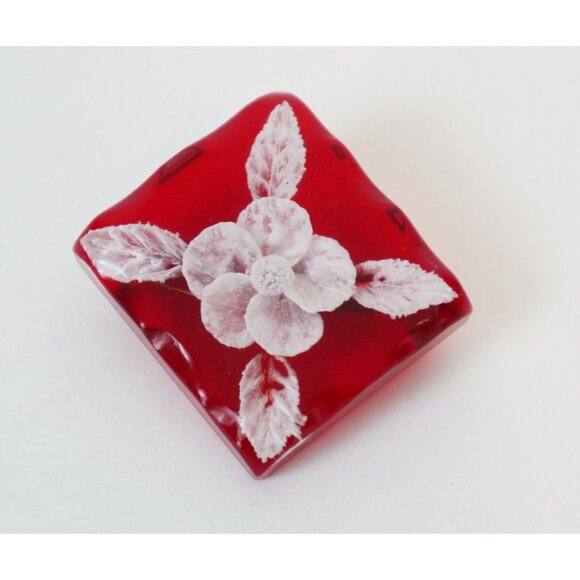 Vintage Lucite Flower Brooch 1970's - Picture 4 of 4